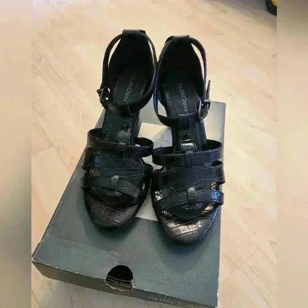 Eurostep regina heels size 7.5 - Picture 2 of 9